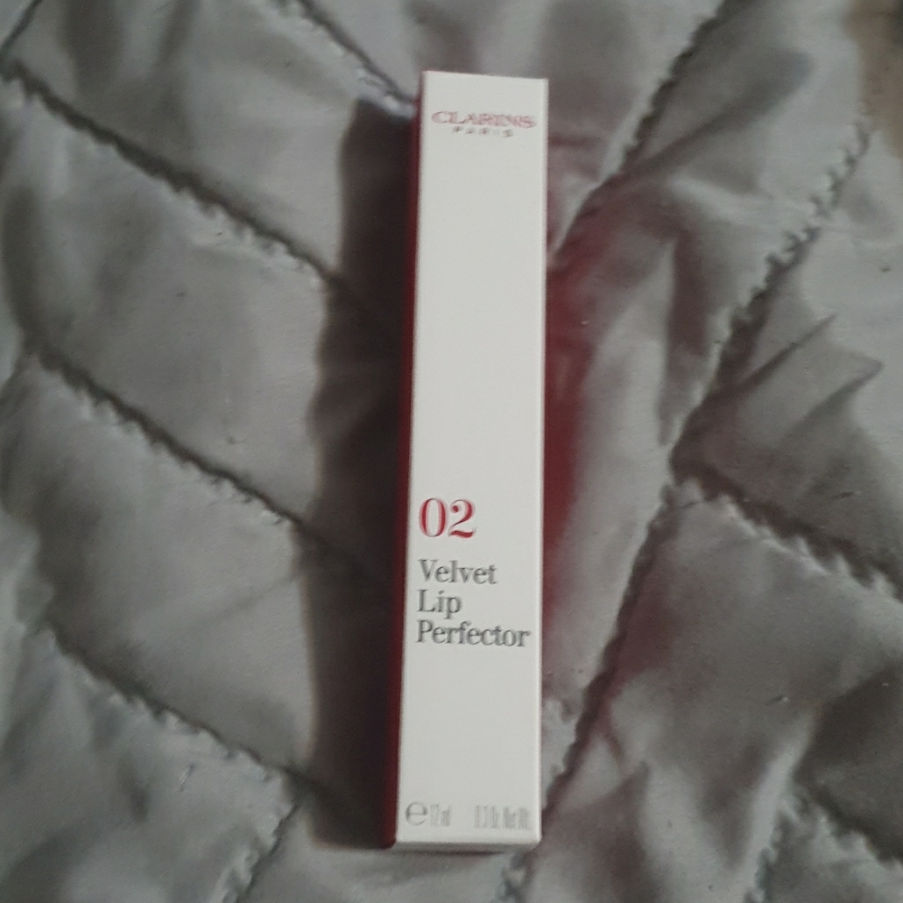 Claris Lip Perfector 02 Velvet Rosewood